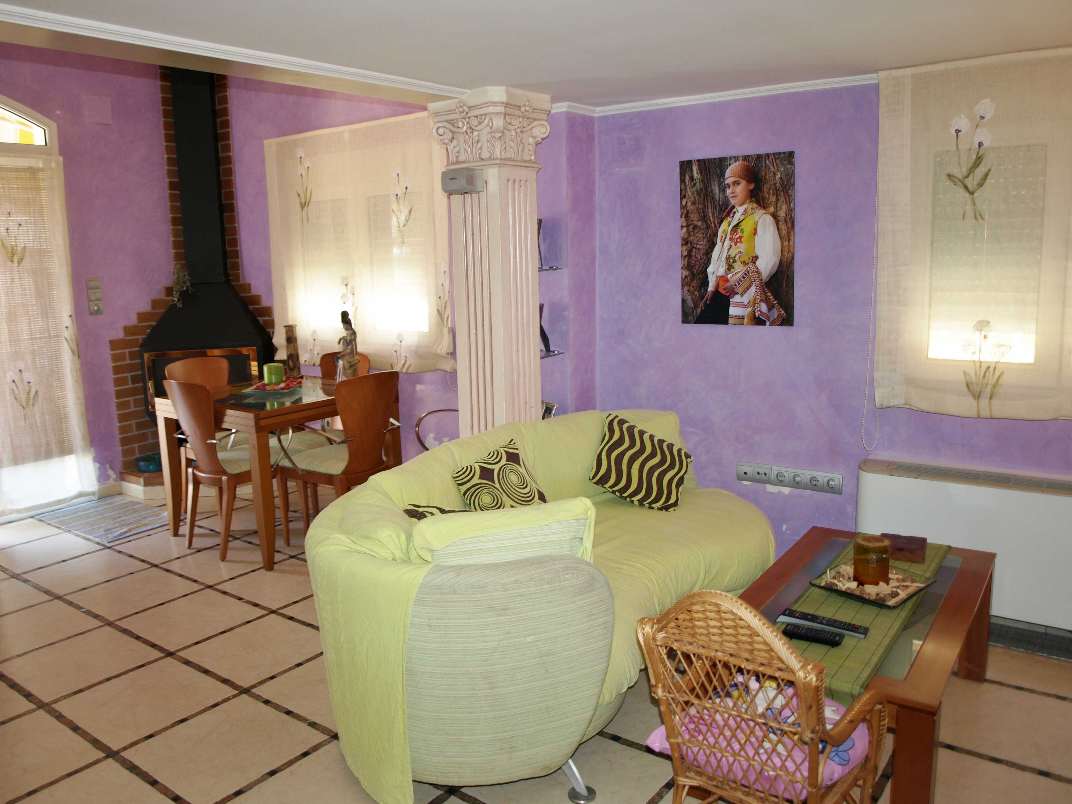 Luxus-Villa und zwei Wohnungen mit Meerblick in Denia zu verkaufen .