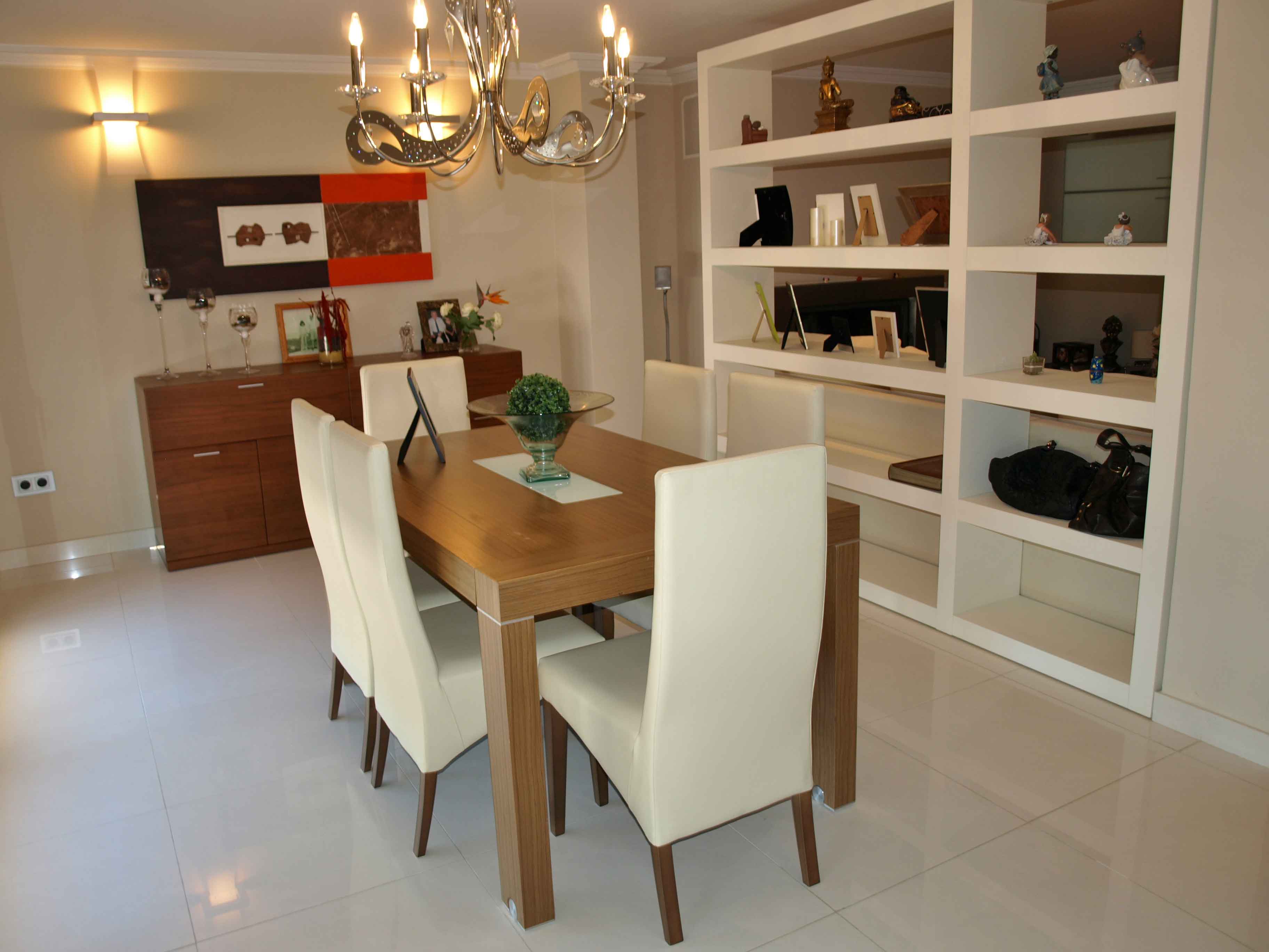 Luxus-Villa und zwei Wohnungen mit Meerblick in Denia zu verkaufen .